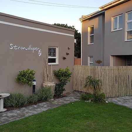 Strandloper Apartments Hermanus Esterno foto