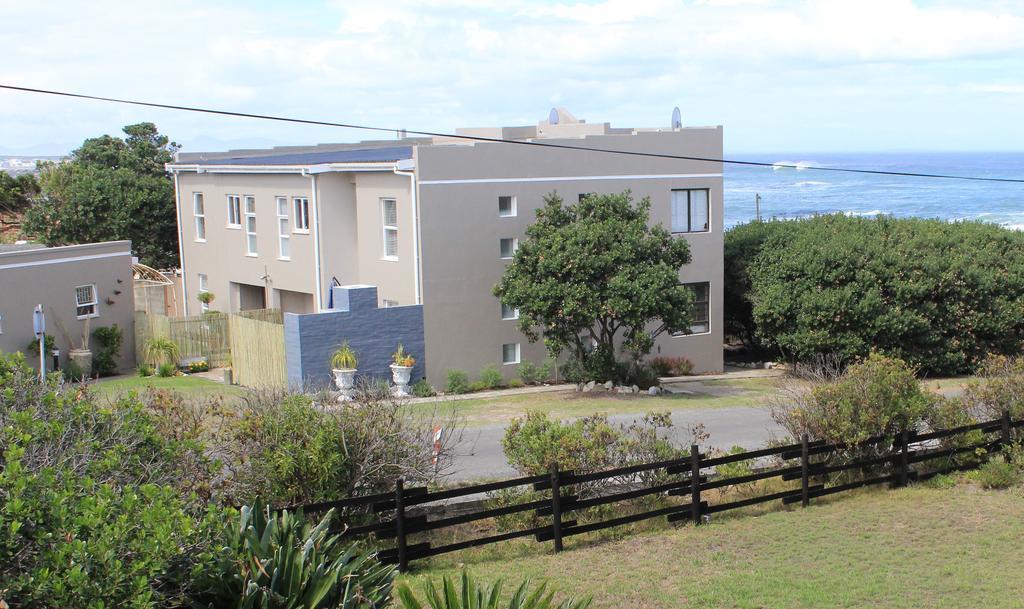 Strandloper Apartments Hermanus Esterno foto